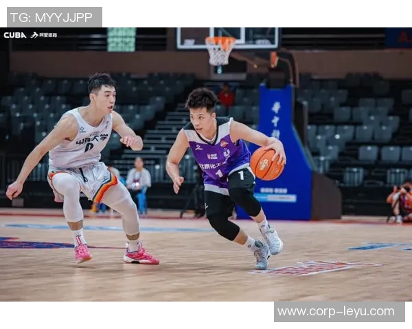 广西威壮篮球队队员的拼搏精神与团队合作展现了体育的魅力与力量